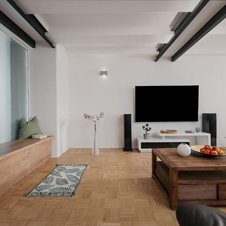 Dot 3 Bdr Apartment With Tyn Cathedral View & Ac Prague Exterior photo